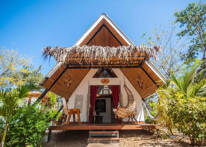 Lodge Buddha House San José Pinilla